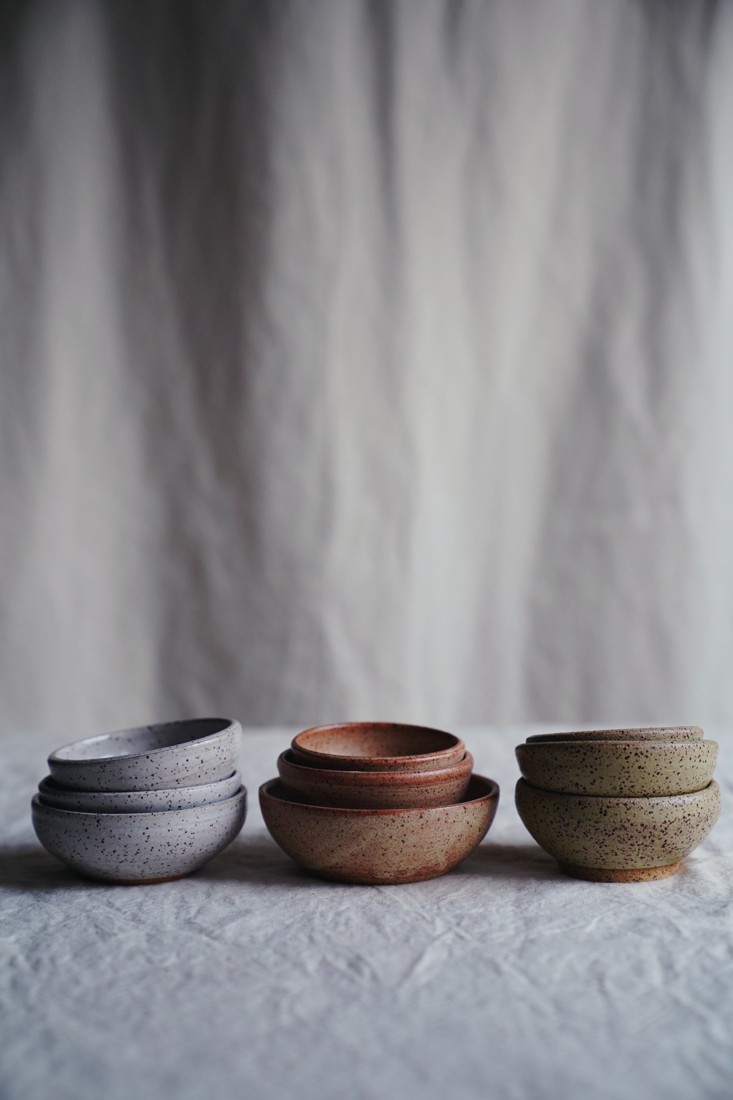 mini speckled bowls