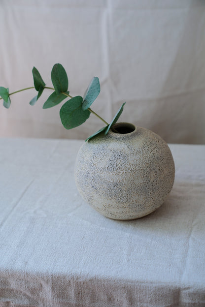 the moon vase