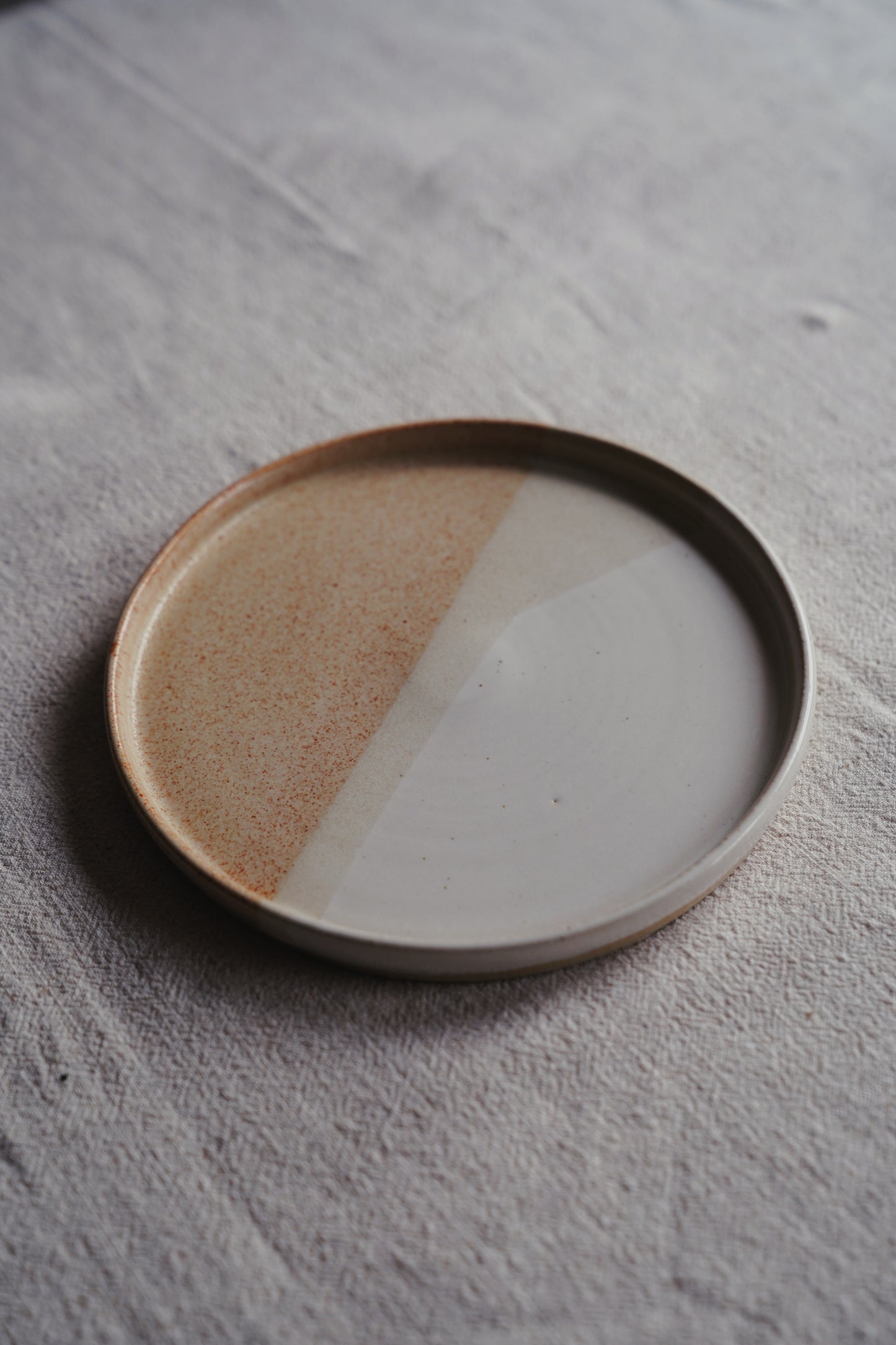 two-tone side plate